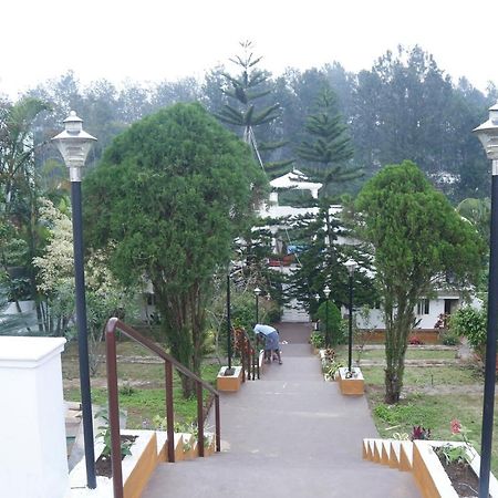 Cliffhanger Retreat Yercaud Exterior photo